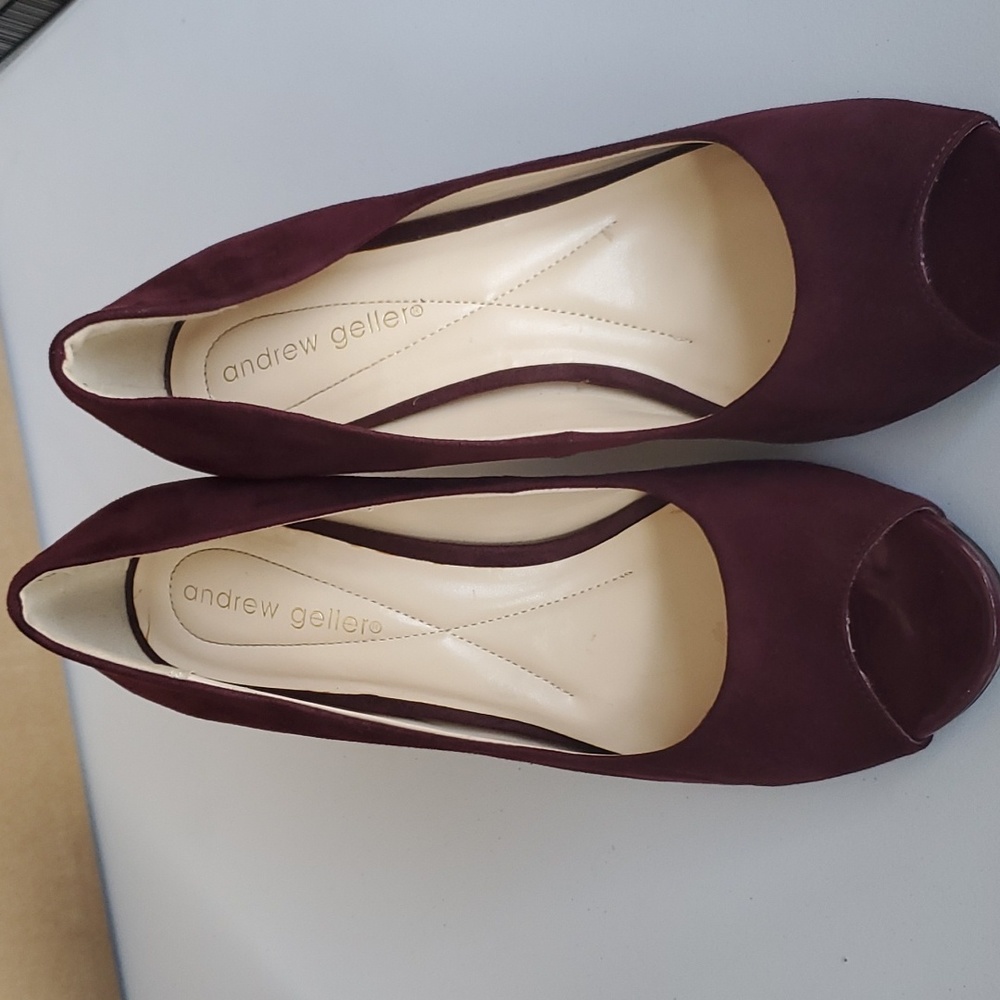 Andrew Geller Tagalong Red Suede Heels size 8